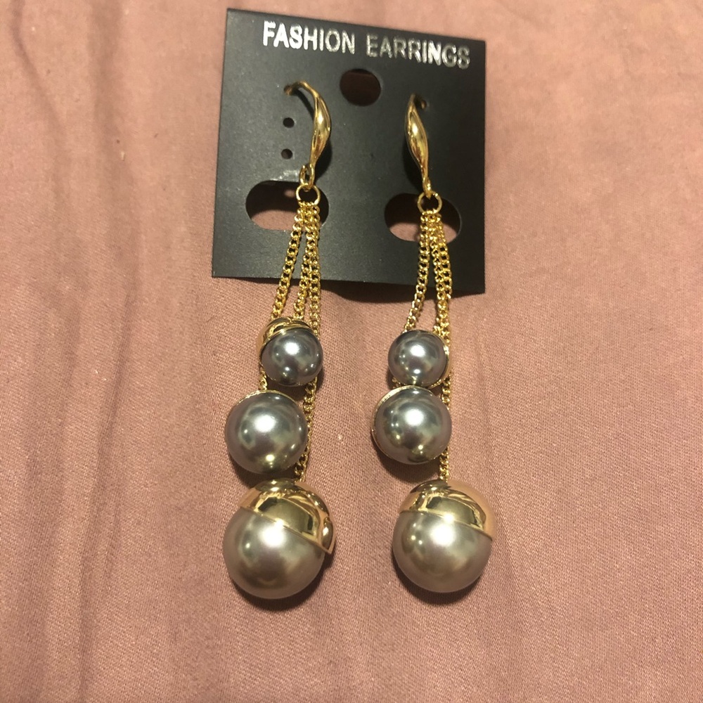 Earring - Picture 15 of 16